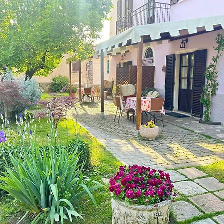 La Sul Garda Bed & Breakfast